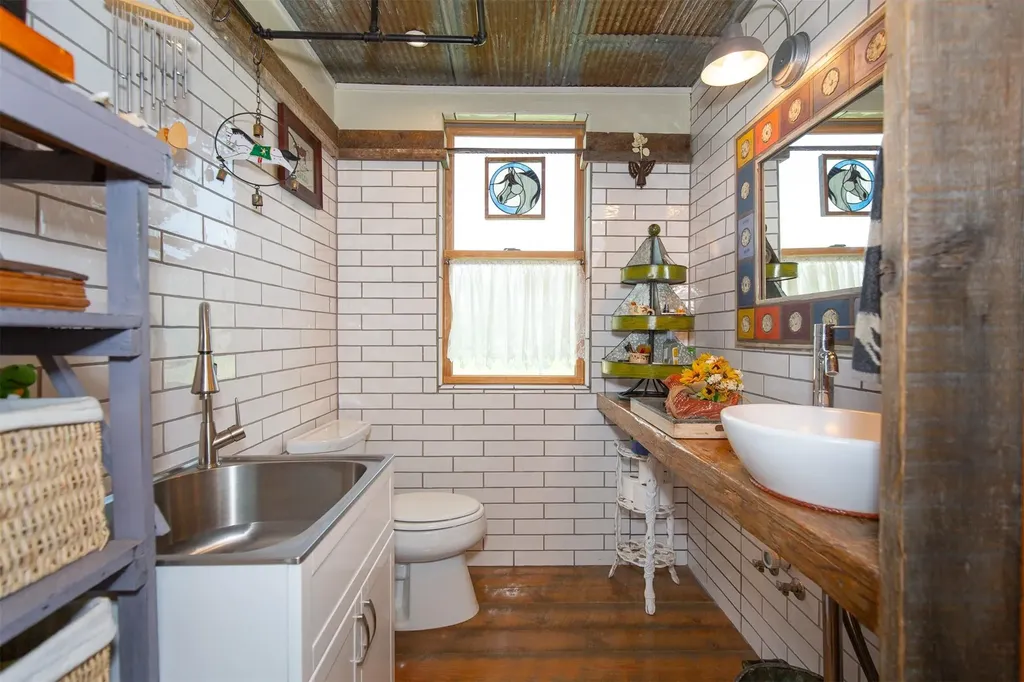 49 Redtail Hawk Road Mcallister MT 59740