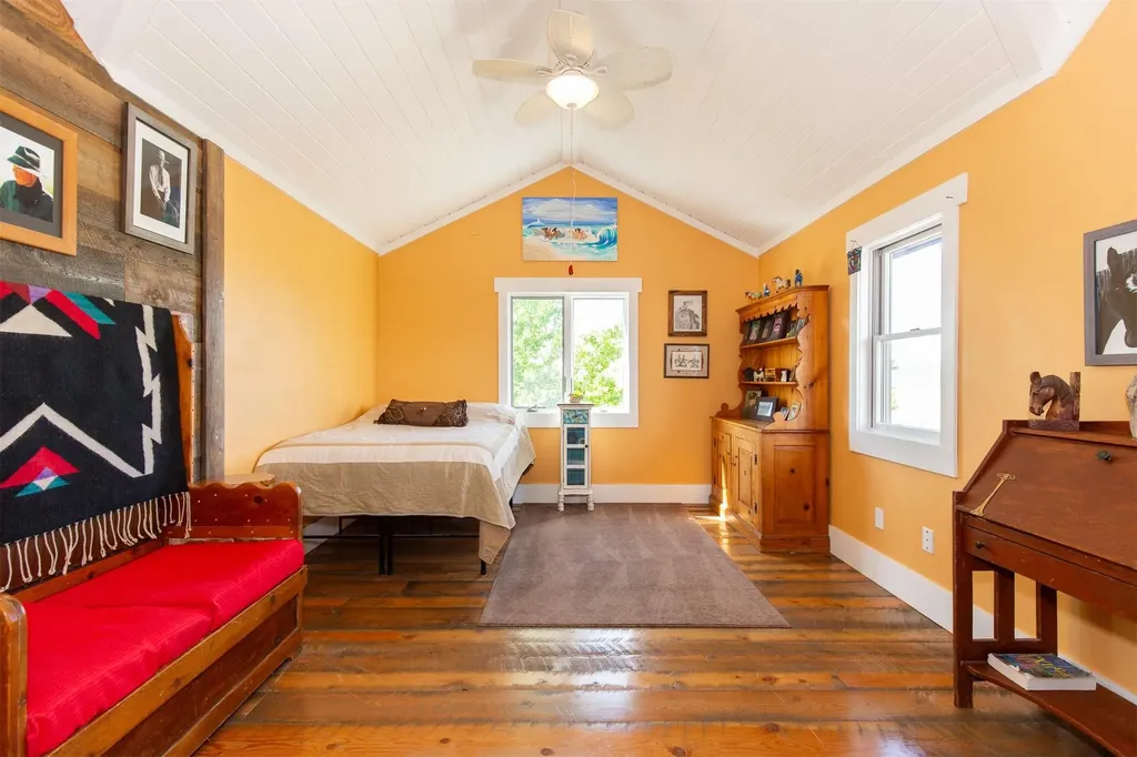 49 Redtail Hawk Road Mcallister MT 59740