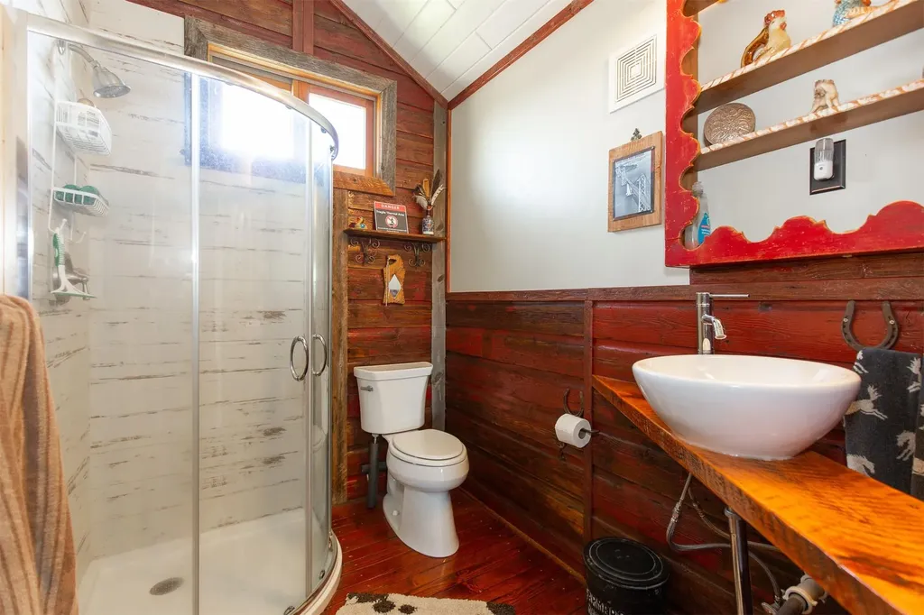 49 Redtail Hawk Road Mcallister MT 59740