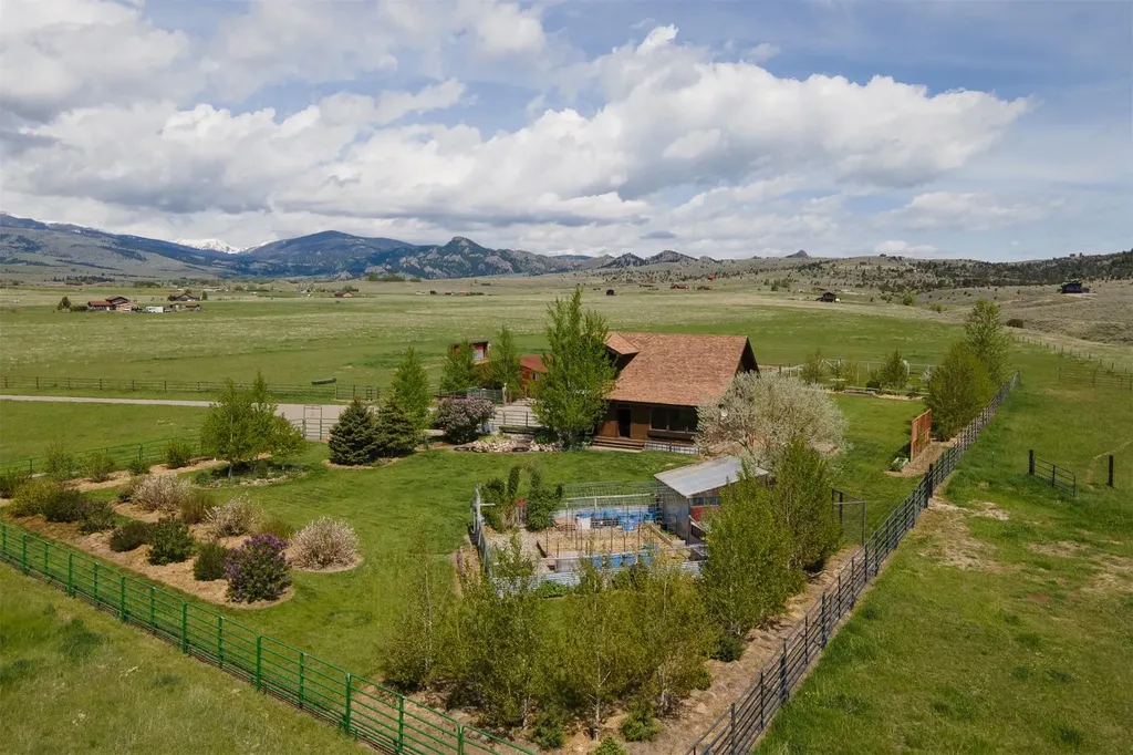 49 Redtail Hawk Road Mcallister MT 59740