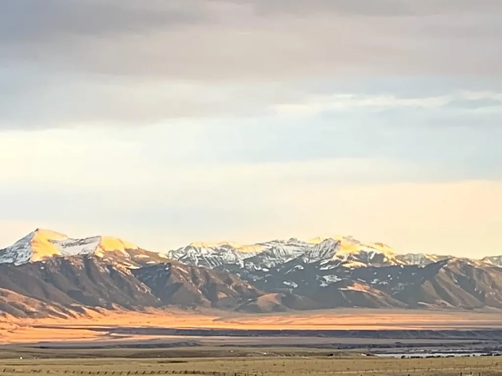 49 Redtail Hawk Road Mcallister MT 59740