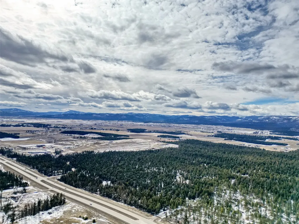 Nhn Km Ranch Road Whitefish MT 59937