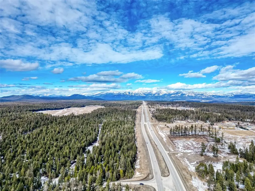 Nhn Km Ranch Road Whitefish MT 59937