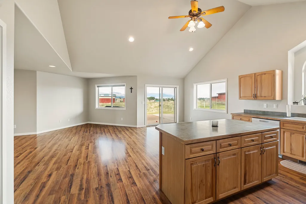 136 Berger Lake Way Eureka MT 59917