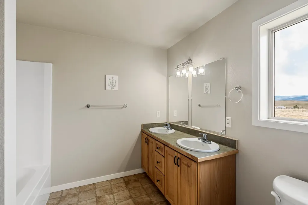 136 Berger Lake Way Eureka MT 59917