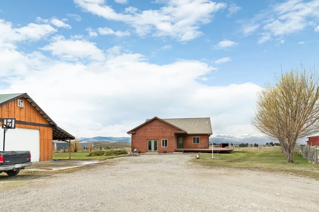 136 Berger Lake Way Eureka MT 59917