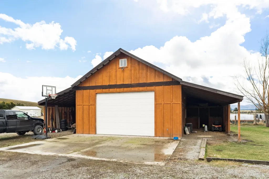 136 Berger Lake Way Eureka MT 59917