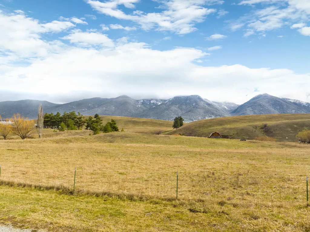 136 Berger Lake Way Eureka MT 59917
