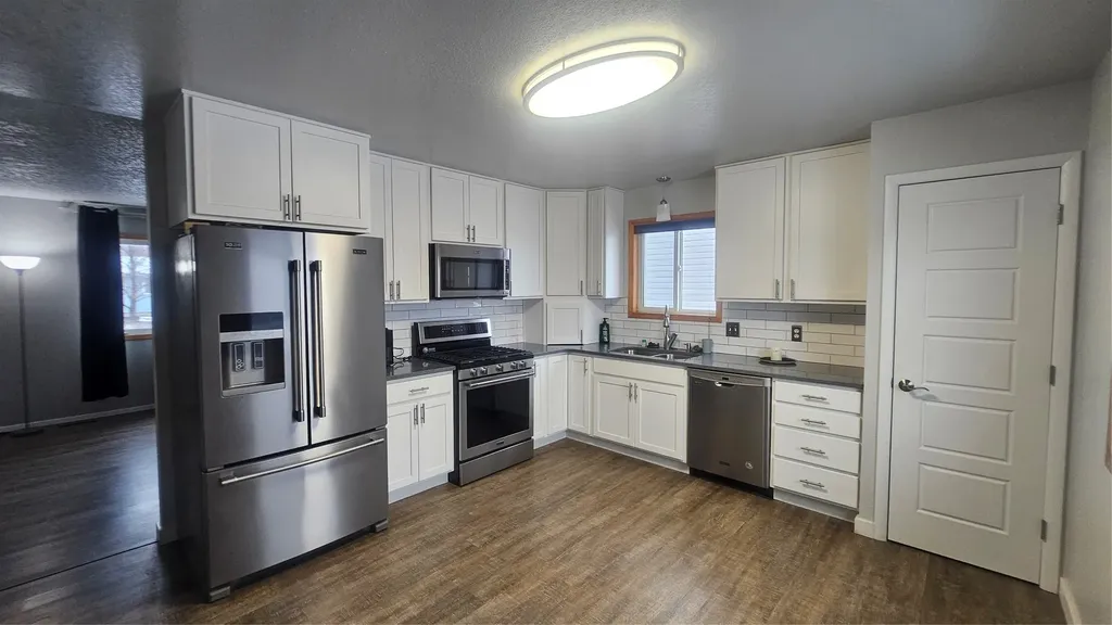 136 15th Avenue NW Great Falls MT 59404