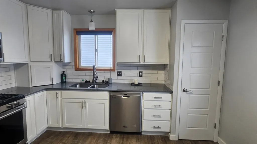 136 15th Avenue NW Great Falls MT 59404