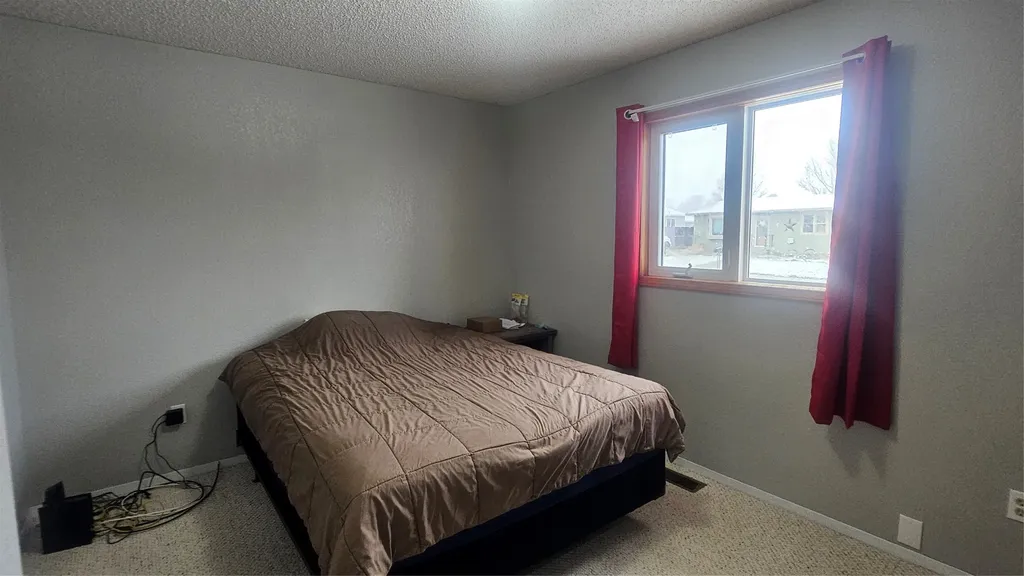 136 15th Avenue NW Great Falls MT 59404