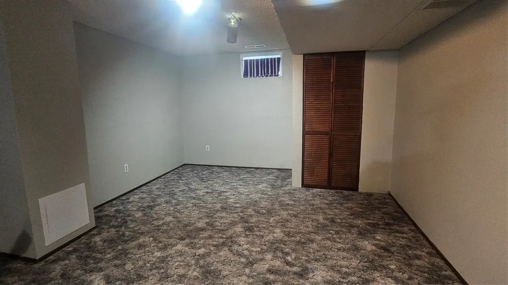 136 15th Avenue NW Great Falls MT 59404