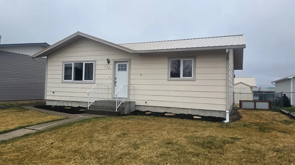 136 15th Avenue NW Great Falls MT 59404