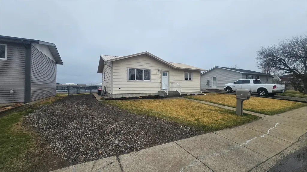 136 15th Avenue NW Great Falls MT 59404