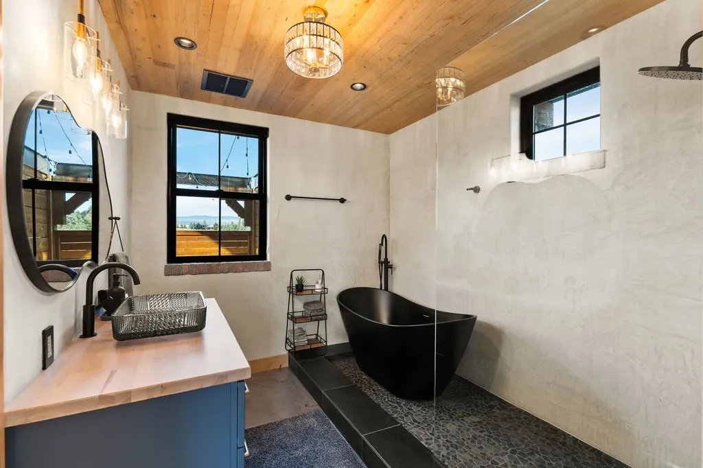 185 Hidden Waters Lane Kalispell MT 59901