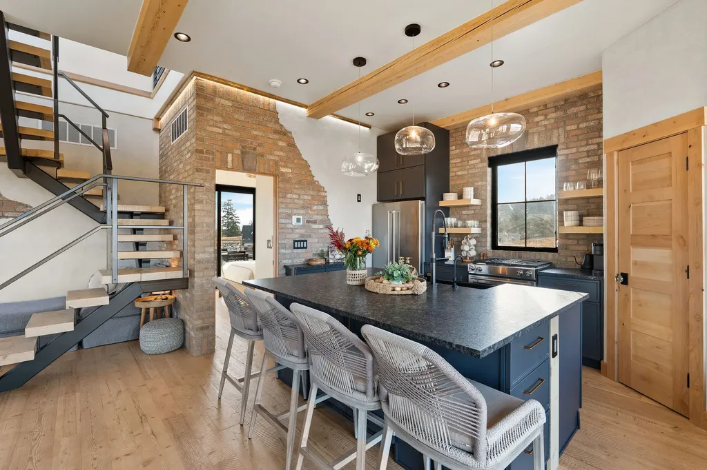 185 Hidden Waters Lane Kalispell MT 59901