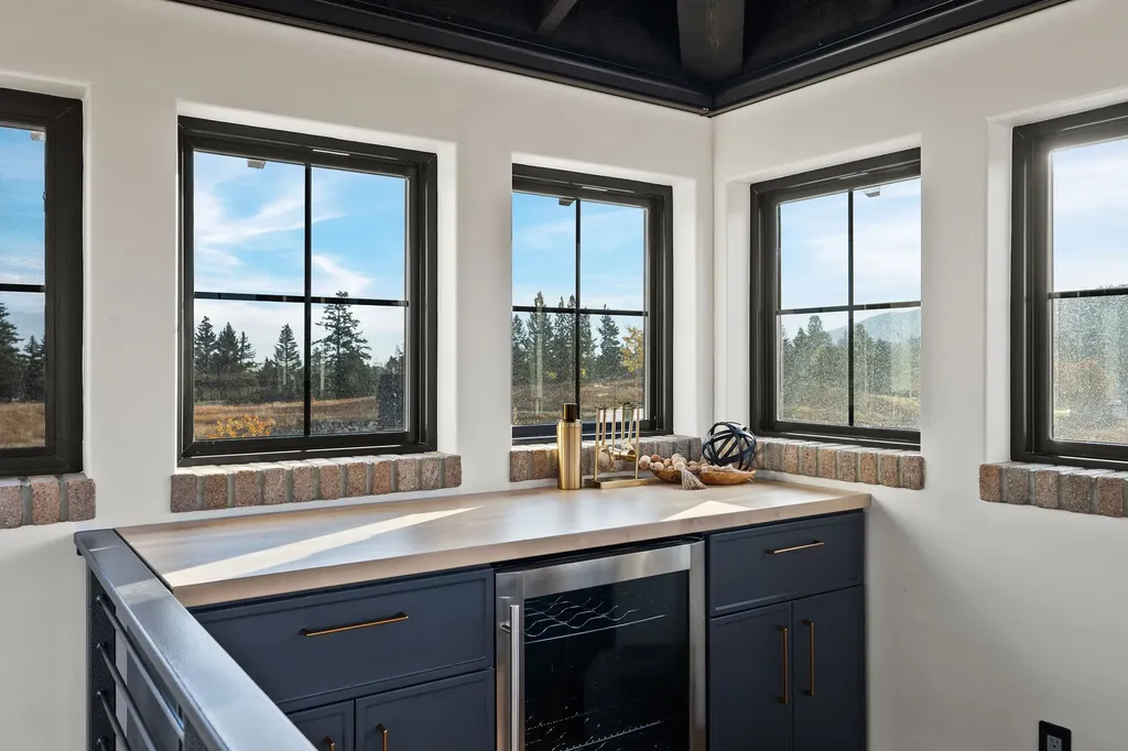 185 Hidden Waters Lane Kalispell MT 59901