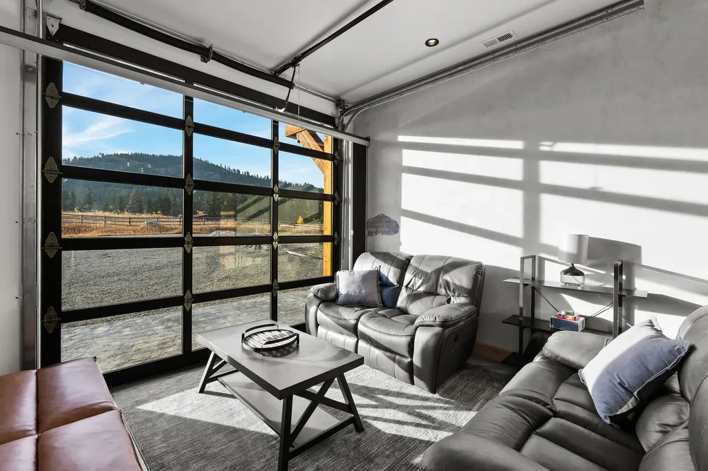 185 Hidden Waters Lane Kalispell MT 59901