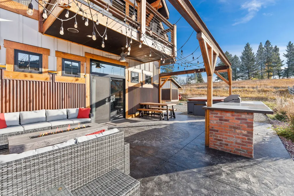 185 Hidden Waters Lane Kalispell MT 59901