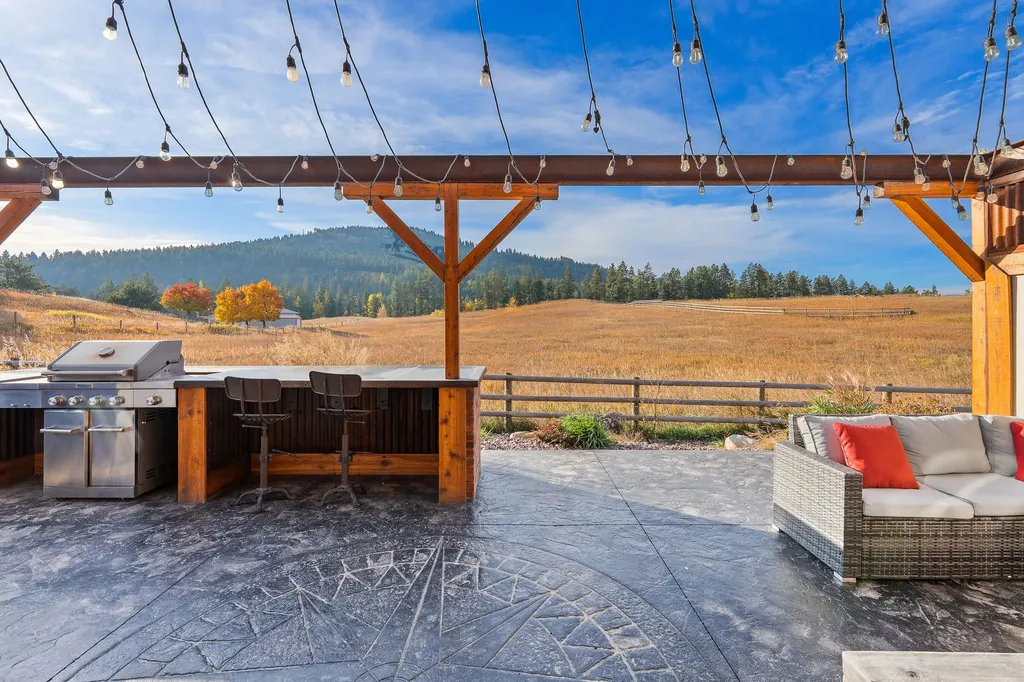 185 Hidden Waters Lane Kalispell MT 59901