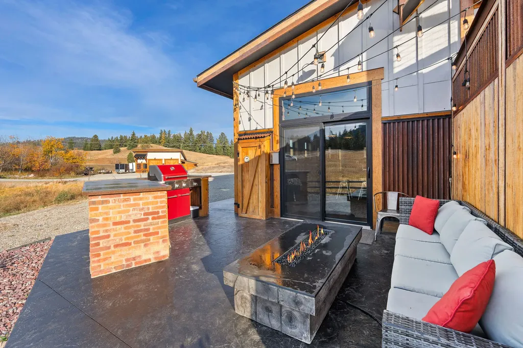 185 Hidden Waters Lane Kalispell MT 59901