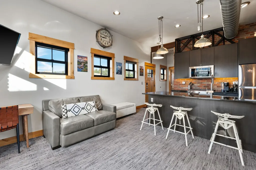 185 Hidden Waters Lane Kalispell MT 59901