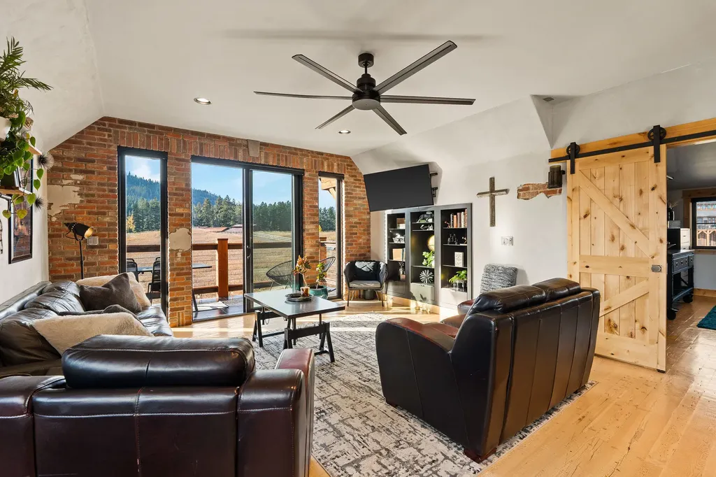 185 Hidden Waters Lane Kalispell MT 59901