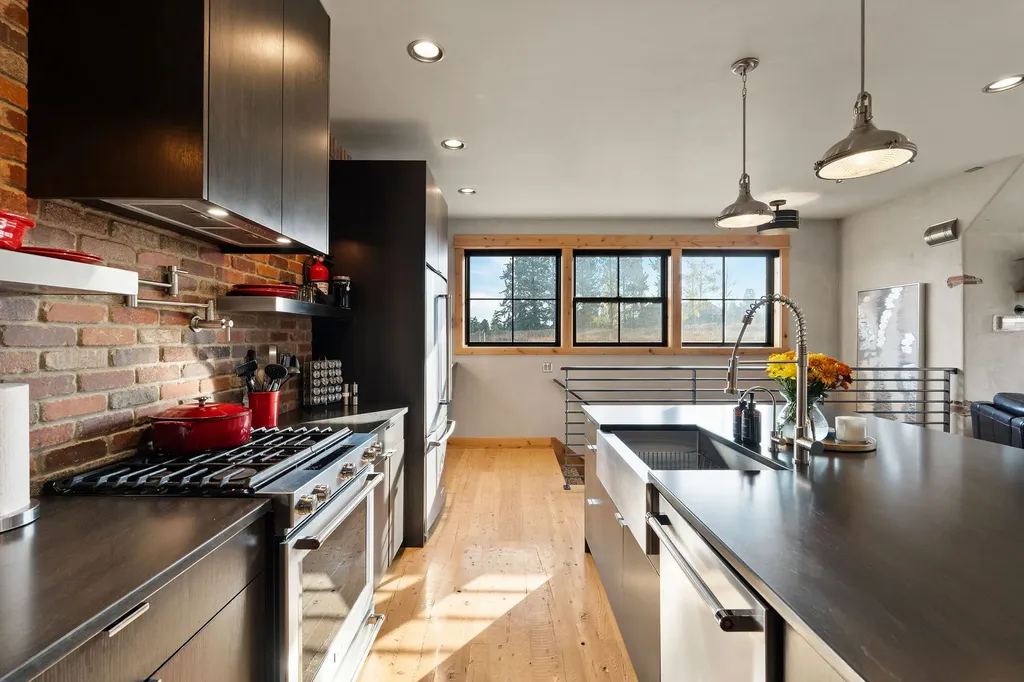 185 Hidden Waters Lane Kalispell MT 59901