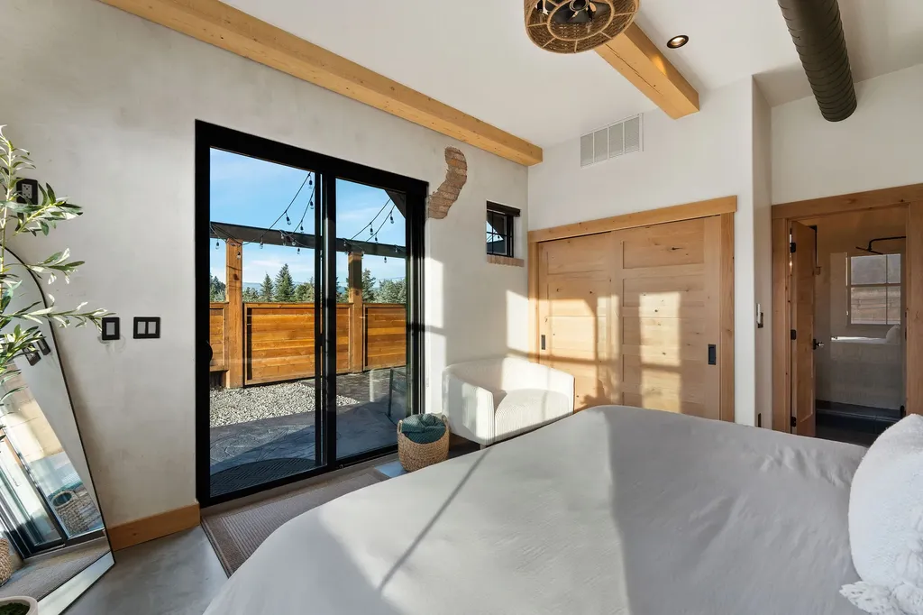 185 Hidden Waters Lane Kalispell MT 59901