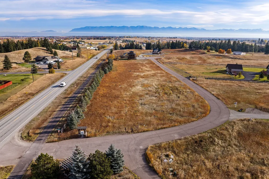 185 Hidden Waters Lane Kalispell MT 59901