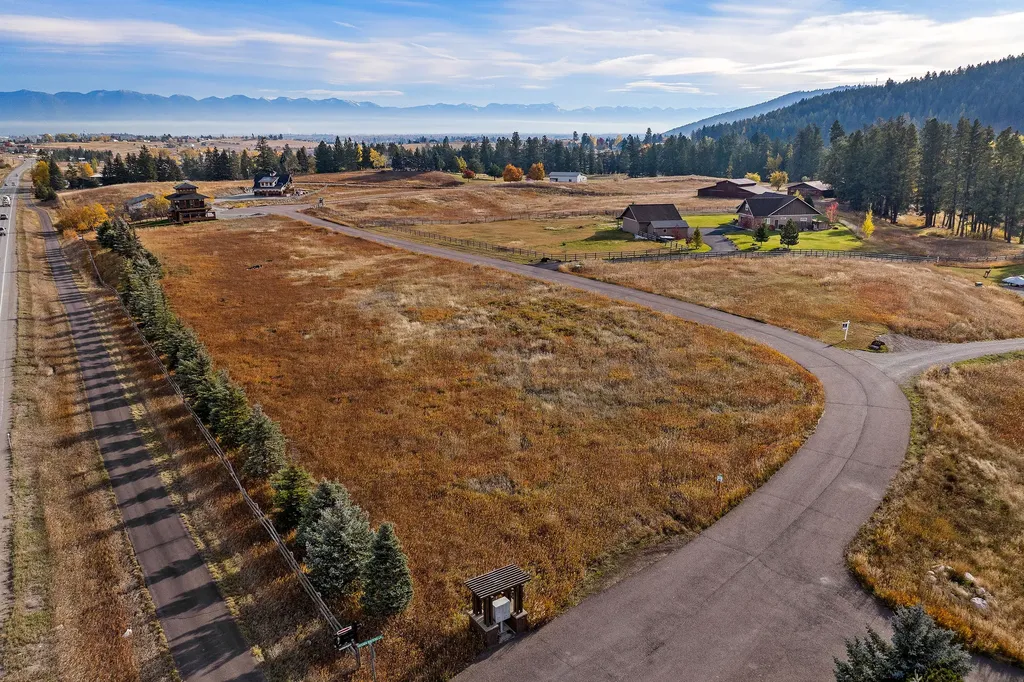 185 Hidden Waters Lane Kalispell MT 59901