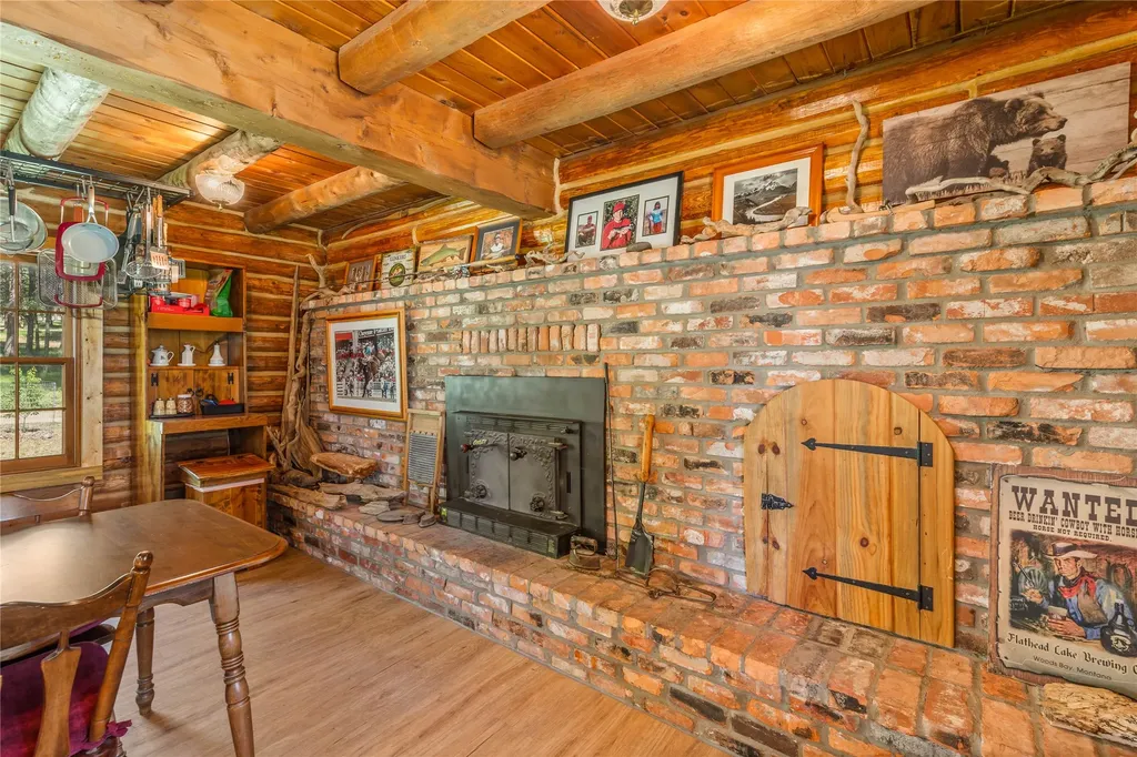 19600 Wambli Lane Huson MT 59846