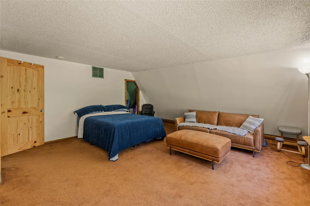 19600 Wambli Lane Huson MT 59846
