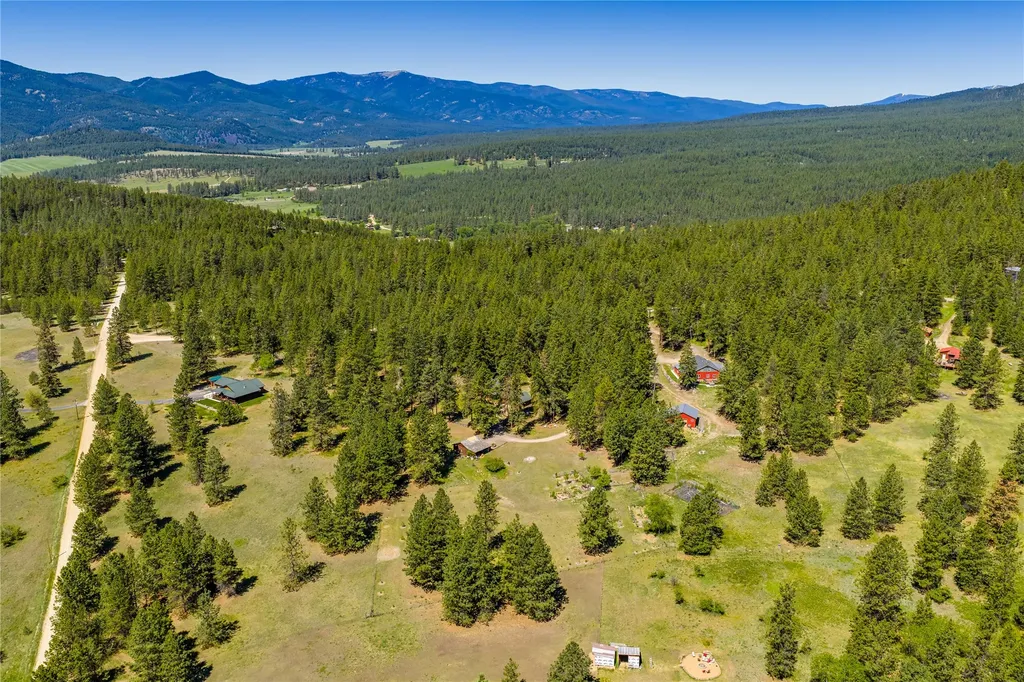 19600 Wambli Lane Huson MT 59846