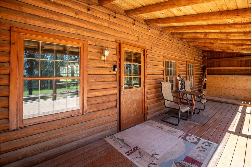 19600 Wambli Lane Huson MT 59846