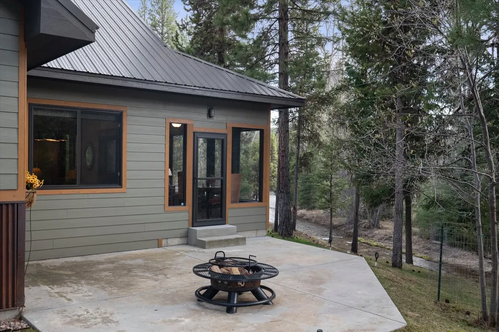 385 Black Bear Drive Seeley Lake MT 59868