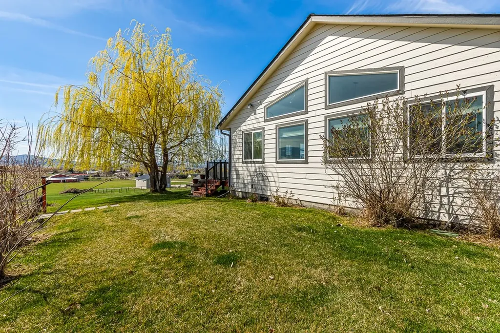 4714 Linhart Lane Stevensville MT 59870