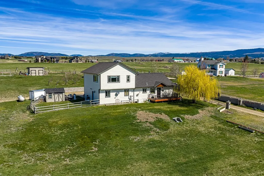 4714 Linhart Lane Stevensville MT 59870