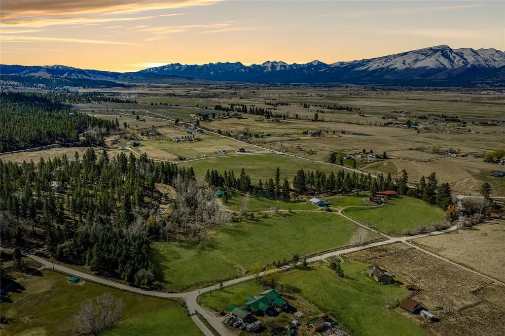 829 Weber Butte Trail Corvallis MT 59828