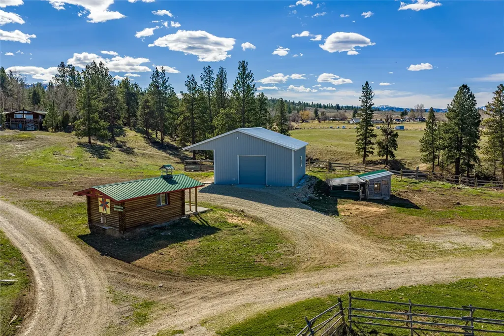 829 Weber Butte Trail Corvallis MT 59828