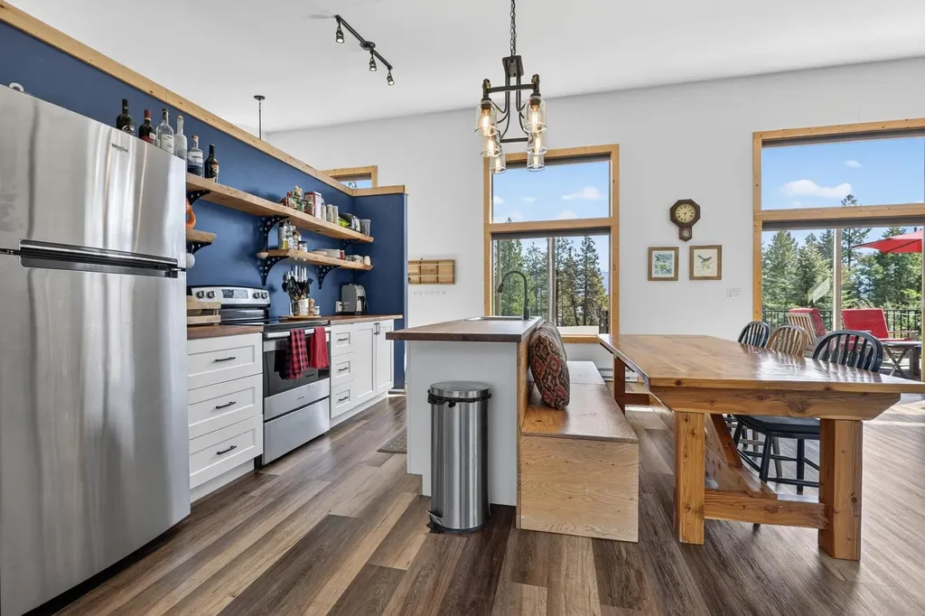 282 Mountain View Road Rexford MT 59930