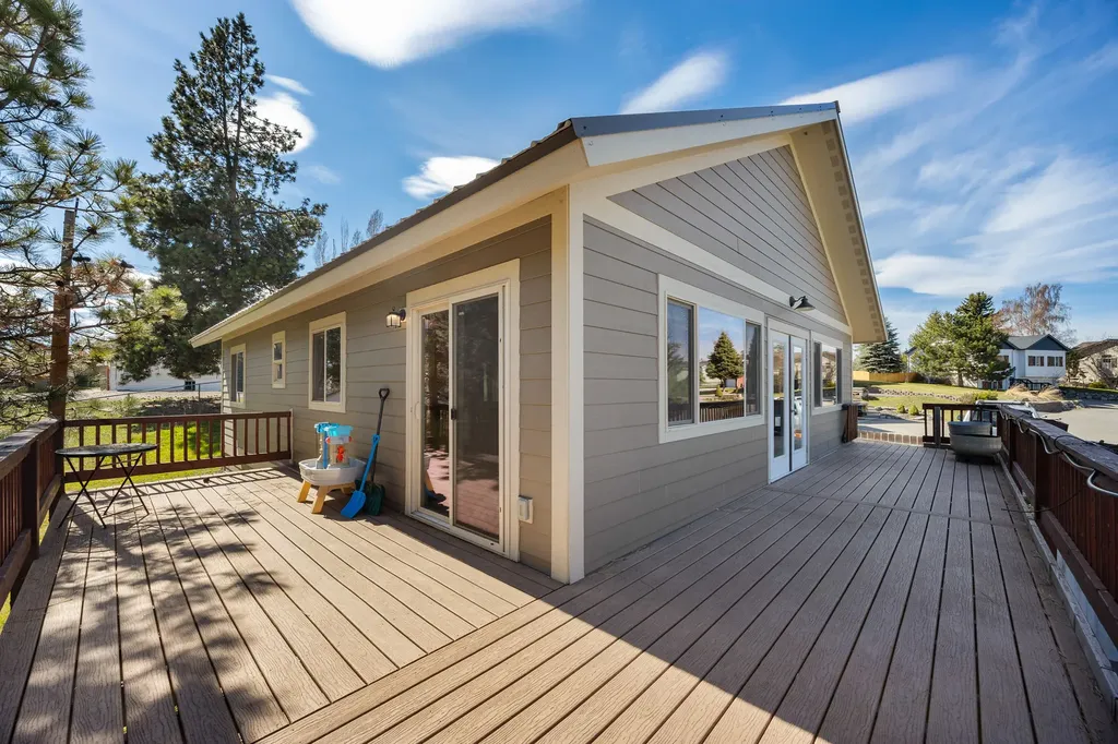 970 Electric Avenue Bigfork MT 59911