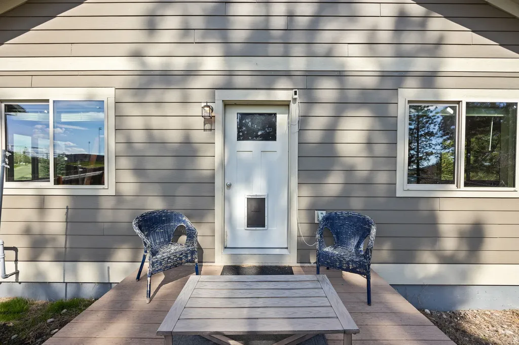 970 Electric Avenue Bigfork MT 59911