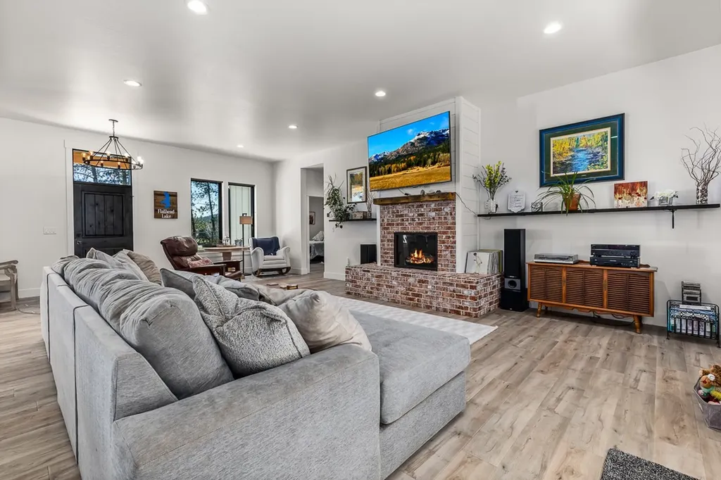 8270 Red Hawk View Missoula MT 59804