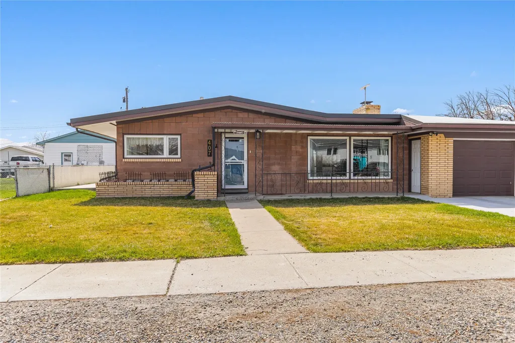 407 E King Street East Helena MT 59635