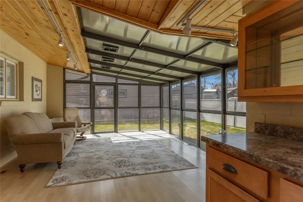 407 E King Street East Helena MT 59635