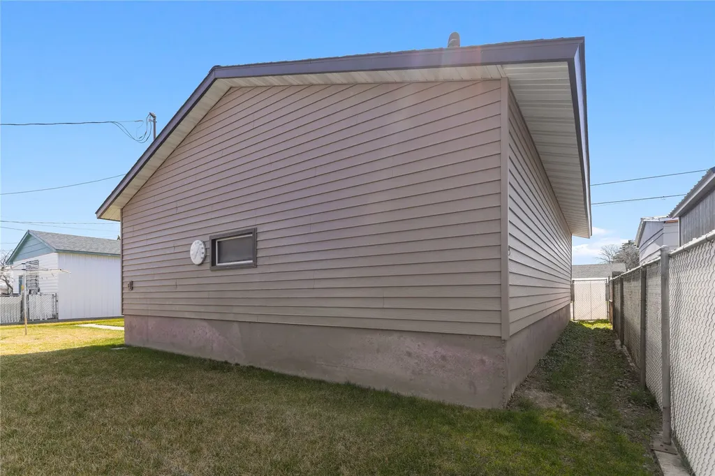407 E King Street East Helena MT 59635