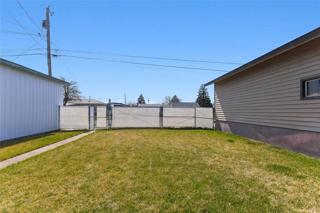 407 E King Street East Helena MT 59635