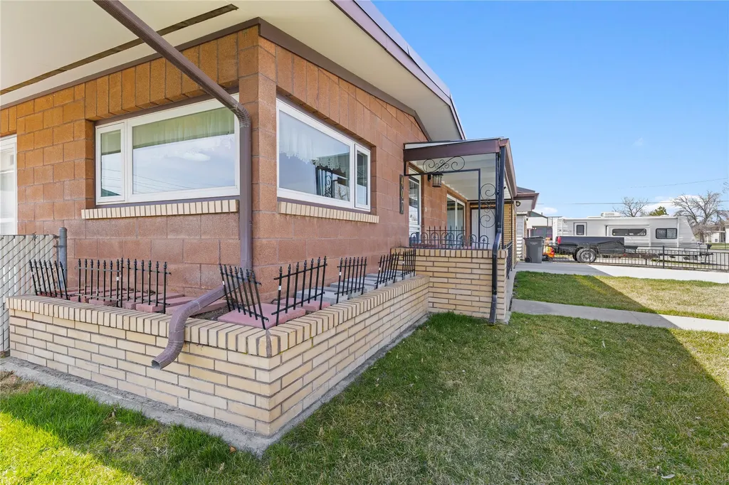 407 E King Street East Helena MT 59635