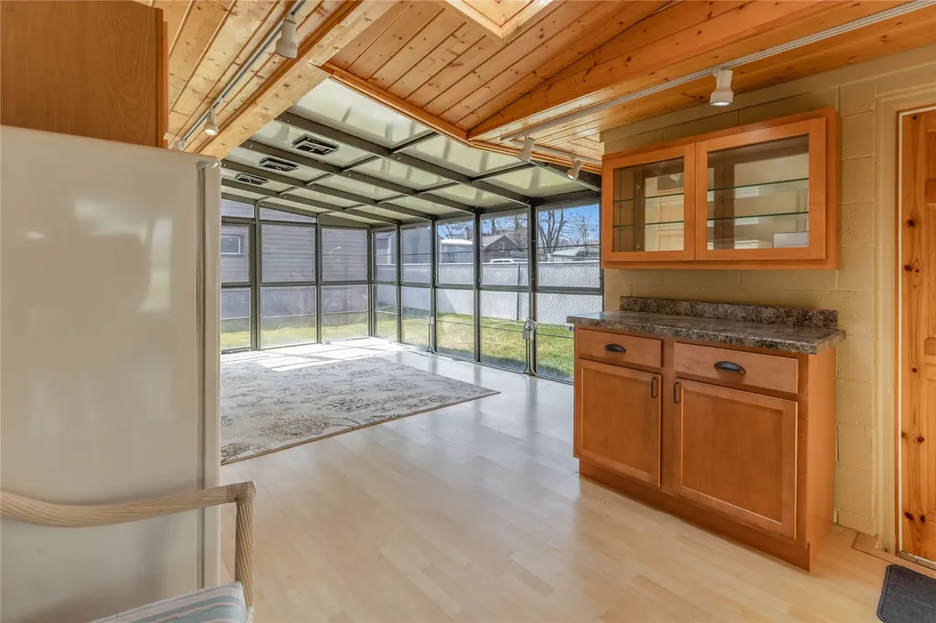 407 E King Street East Helena MT 59635